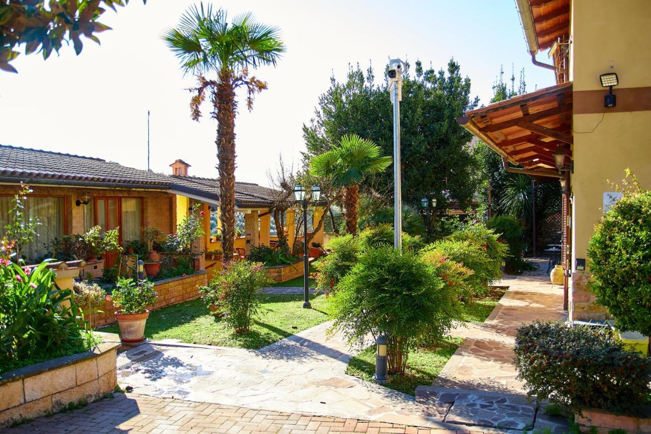 Rea Villa Coltodino Exterior photo
